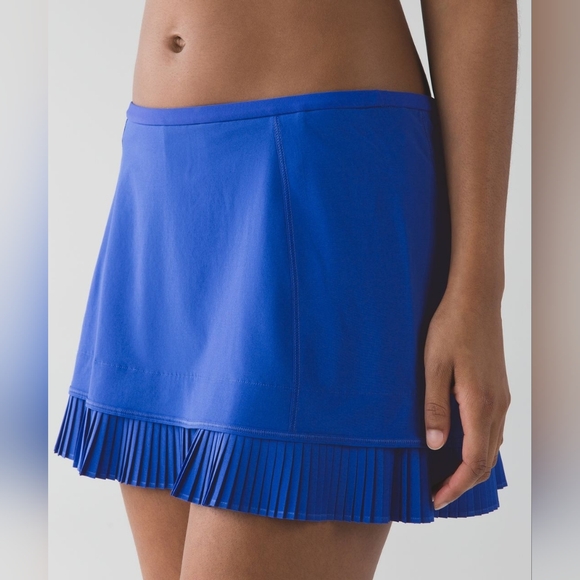 lululemon athletica Pants - Lululemon City Sky Run By Skirt Size 12 Skort